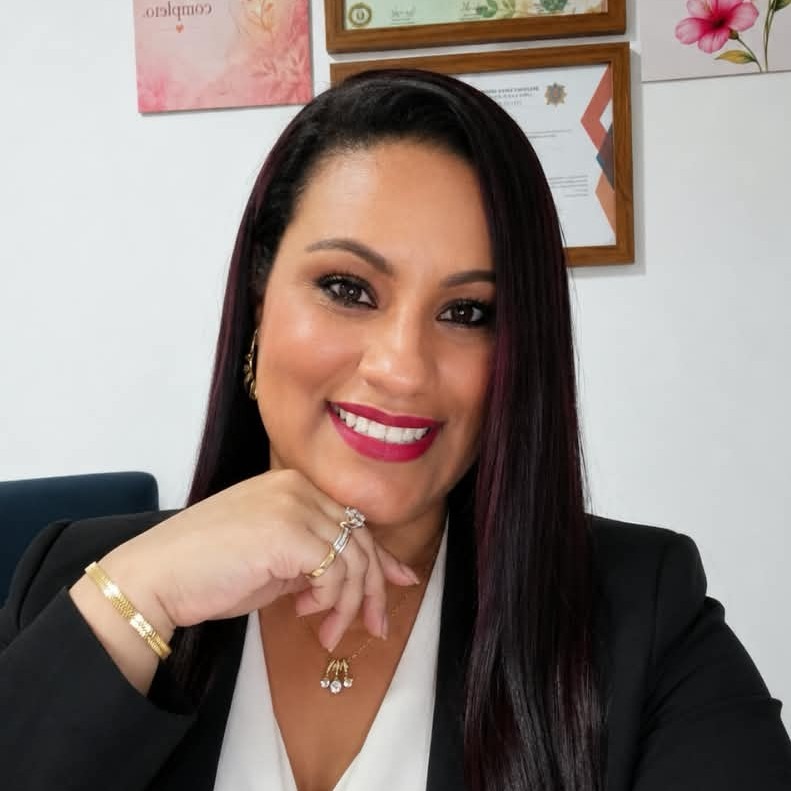 Isabela Carvalho - Terapeuta